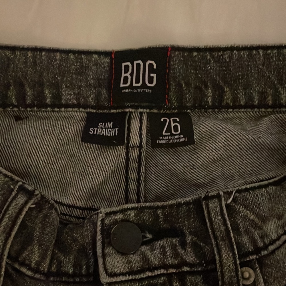 Urban Outfitters - black slim straight ripped jeans - Picture 4 of 4